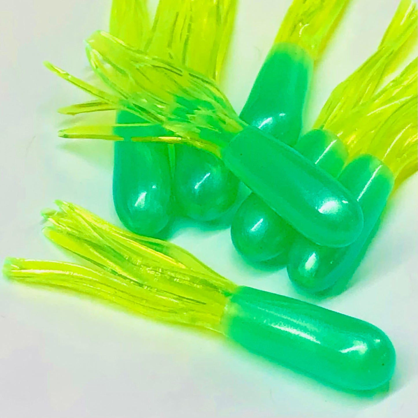 Lt. Green/Transparent Chartreuse