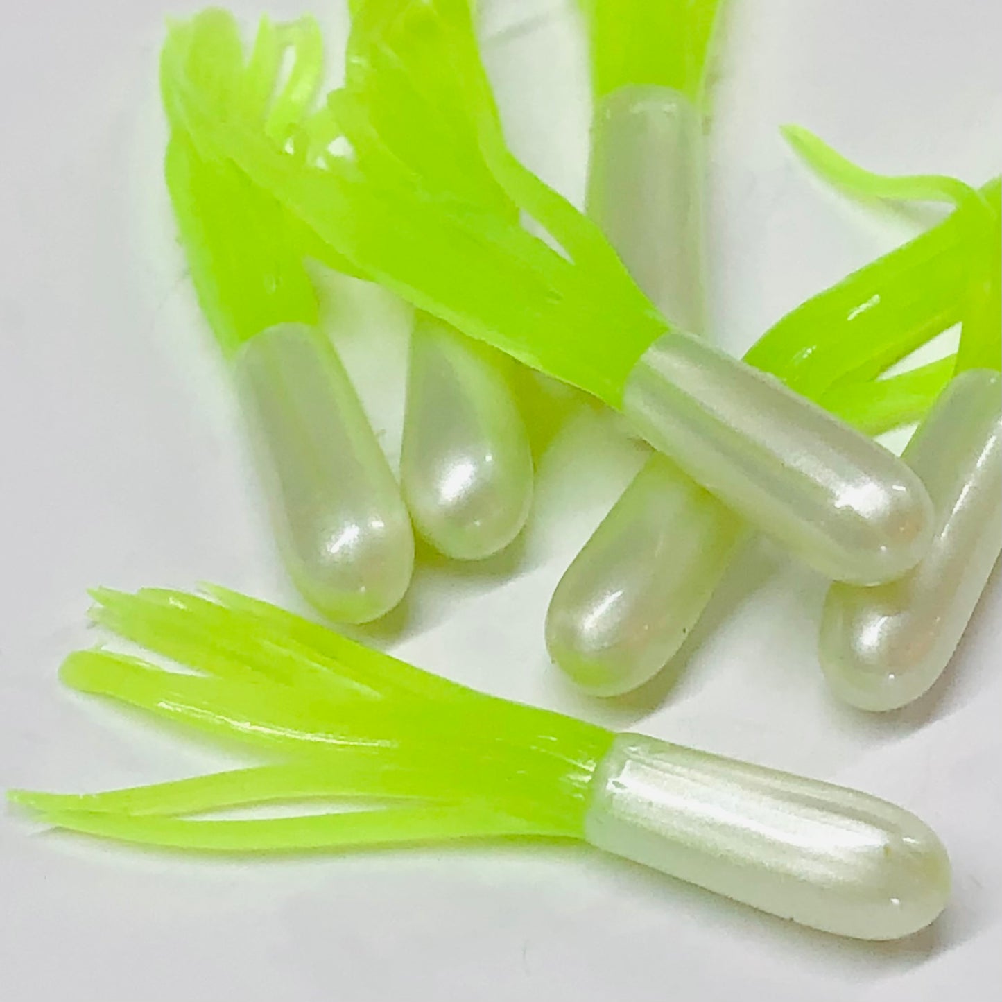 Pearl/Chartreuse